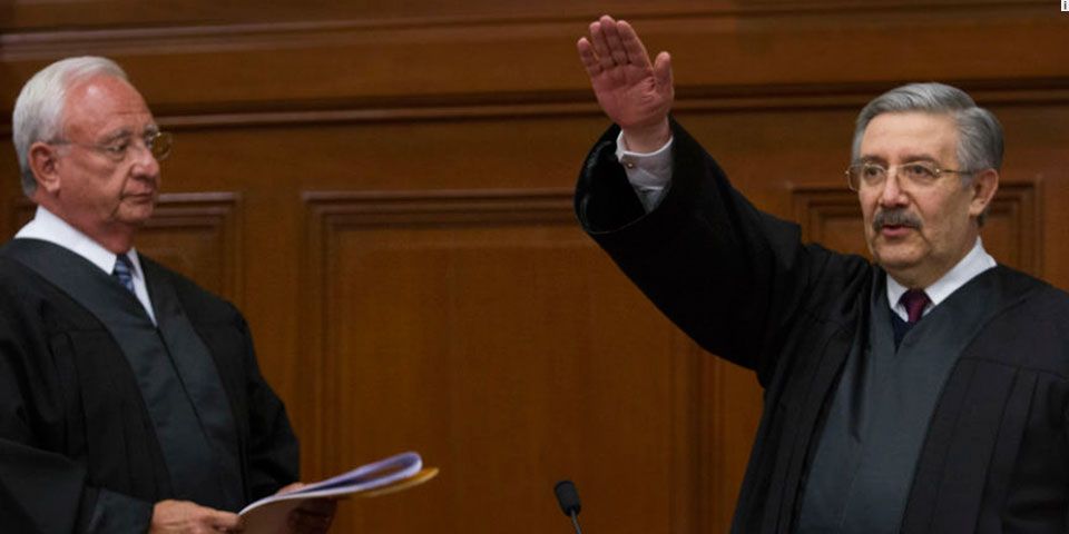 EPN felicitó a Luis María Aguilar por su nombramiento como presidente de la SCJN