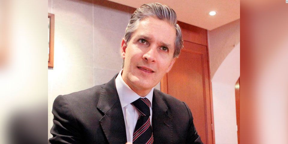 Alfredo del Mazo renuncia a BANOBRAS