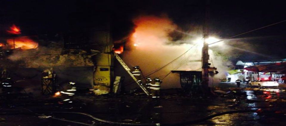 Incendio en inmueble de calles del Centro Histórico