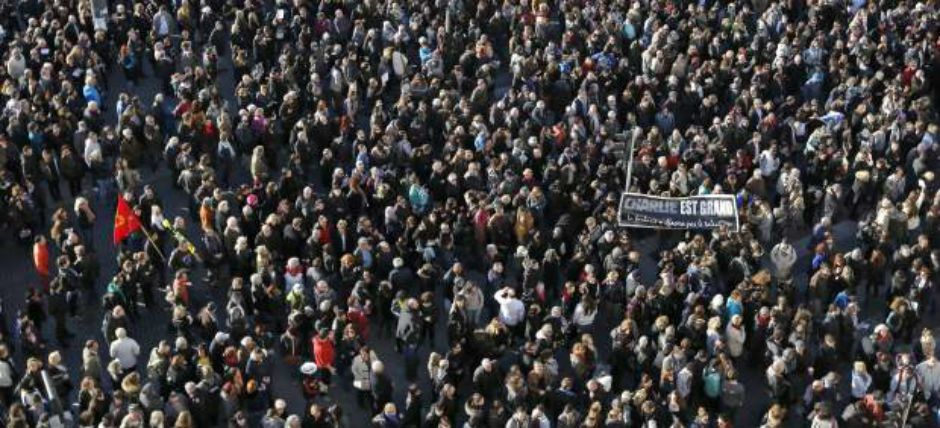 Manifestación de miles en Francia contra el terrorismo Manifestación de miles en Francia contra el terrorismo