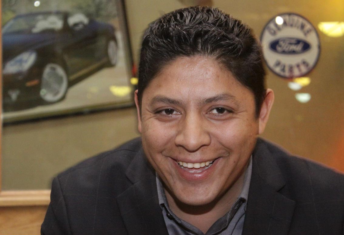 Tramita amparo exalcalde potosino contra incomunicación