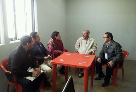 Hipólito Mora debe salir libre mañana sin cargos: abogado