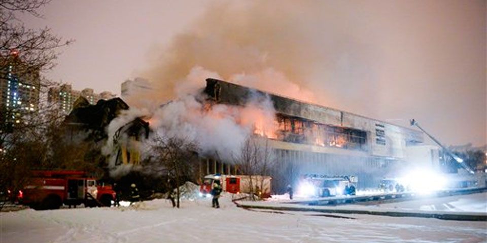 Se incendia importante biblioteca en Rusia