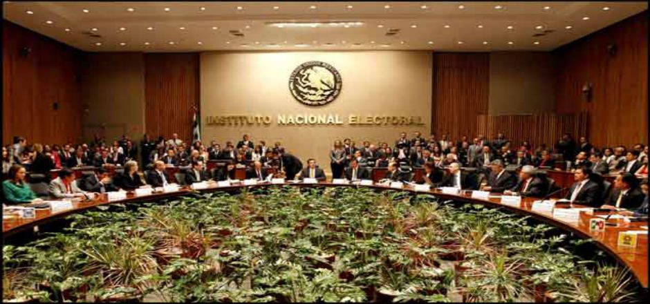 INE establece tope de financiamiento privado INE establece tope de financiamiento privado