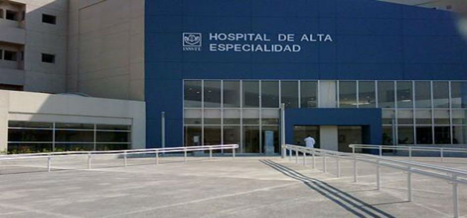 Exigen destitución de directora de hospital del ISSSTE en Michoacán
