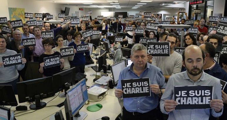 Prófugos seis miembros de célula terrorista en París Prófugos seis miembros de célula terrorista en París