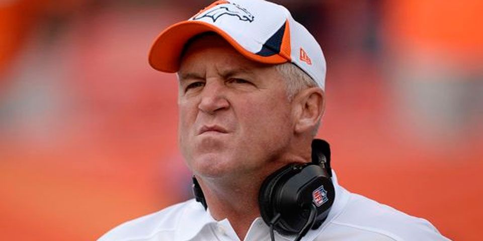 Broncos anuncia separación del entrenador en jefe John Fox