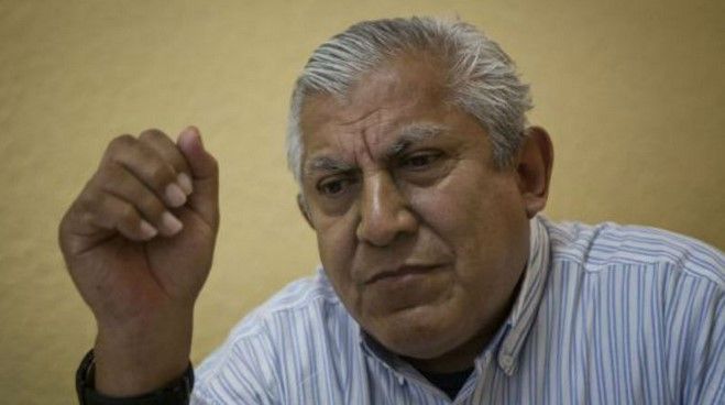 Niega director de Normal de Ayotzinapa vínculos con “Los Rojos”