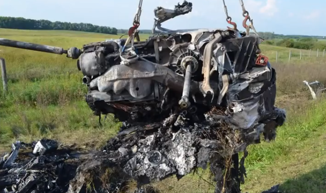 Lamborghini se estrella a más de 330 km/h Lamborghini se estrella a más de 330 km/h
