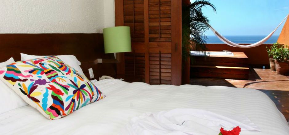 Encuentran 3 cadáveres en el hotel Las Brisas Ixtapa Encuentran 3 cadáveres en el hotel Las Brisas Ixtapa