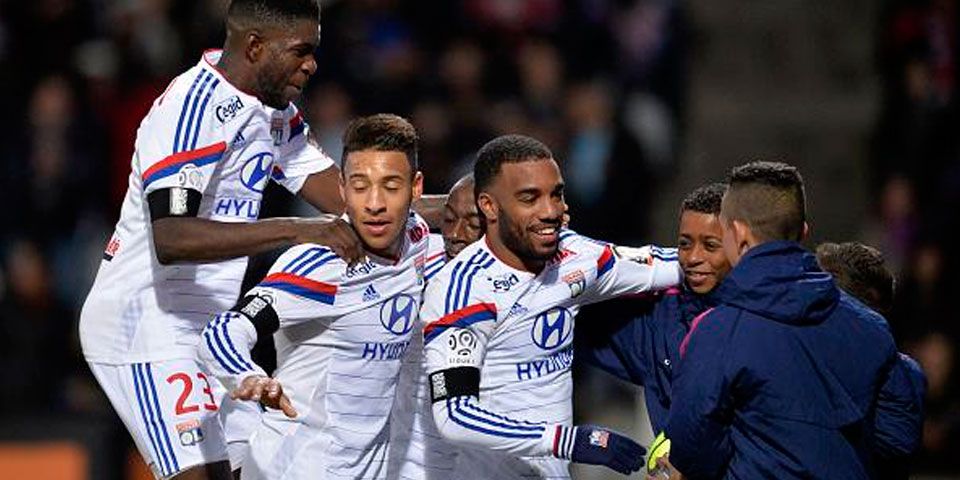 Lyon ya es líder en Francia
