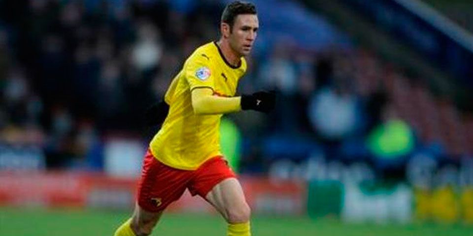 Partidazo y victoria de Layún en Inglaterra