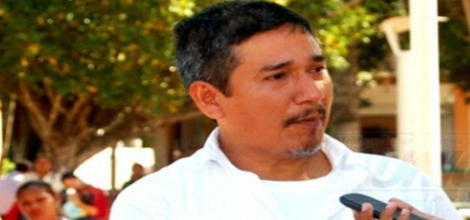 Hijo de Moisés Sánchez exige intervención de la PGR