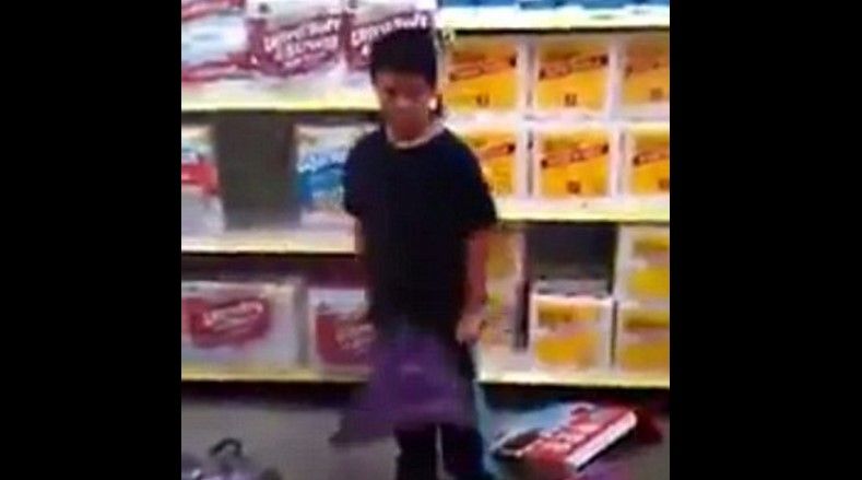 Menor de 10 años vandaliza tienda en Florida