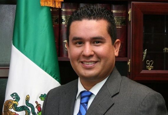 Alcalde de Medellín acude a declarar por desaparición de reportero