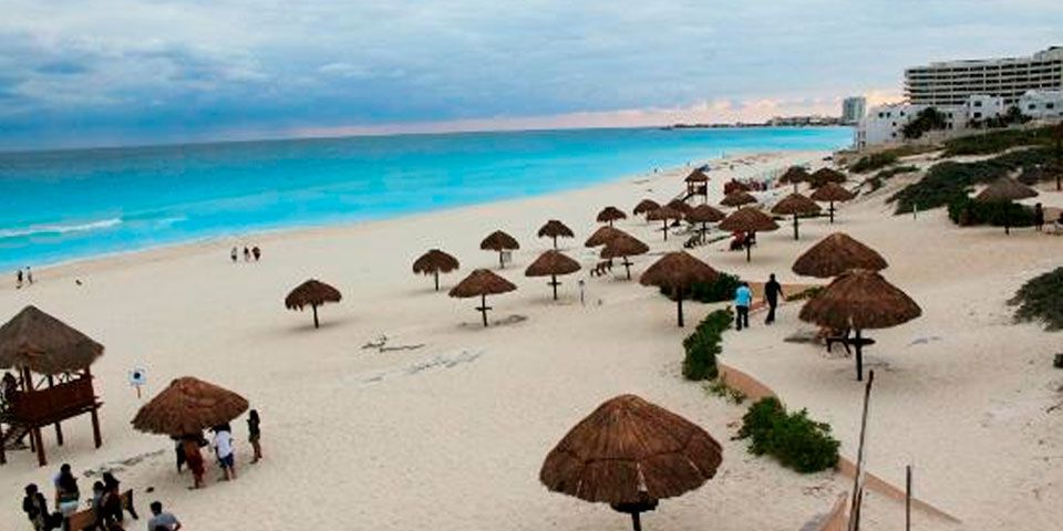 Buscan recertificación de playas de Cancún