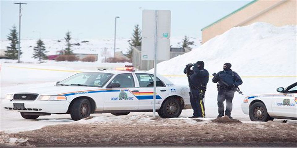 Tiroteo en Canadá deja dos policías heridos Tiroteo en Canadá deja dos policías heridos