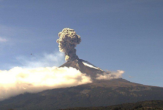 Suman 469 exhalaciones del Popocatépetl en una semana