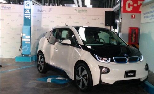 CFE inaugura cuatro electrolineras en el Valle de México