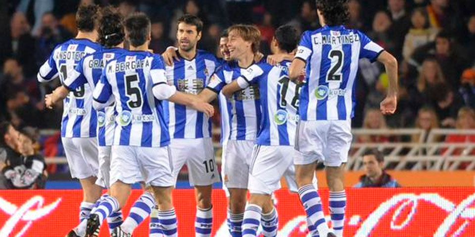 Barcelona cae ante la Real Sociedad de Carlos Vela