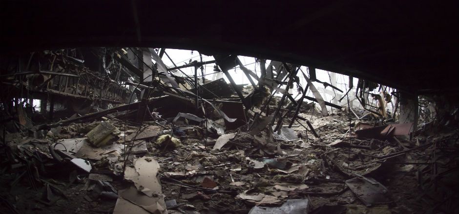 Ataque con cohetes en Ucrania deja 20 muertos