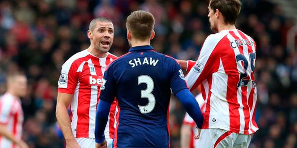 Manchester United inicia el año con empate Manchester United inicia el año con empate