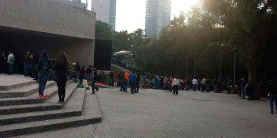 Comerciante es baleado afuera de exposición de Kusama