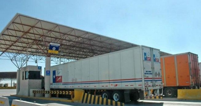 EE.UU. empezará a recibir solicitudes de autotransportistas mexicanos EE.UU. empezará a recibir solicitudes de autotransportistas mexicanos