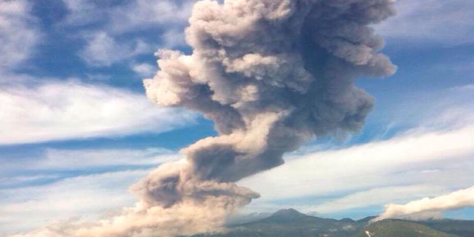 Actividad del Volcán de Colima no representa peligro