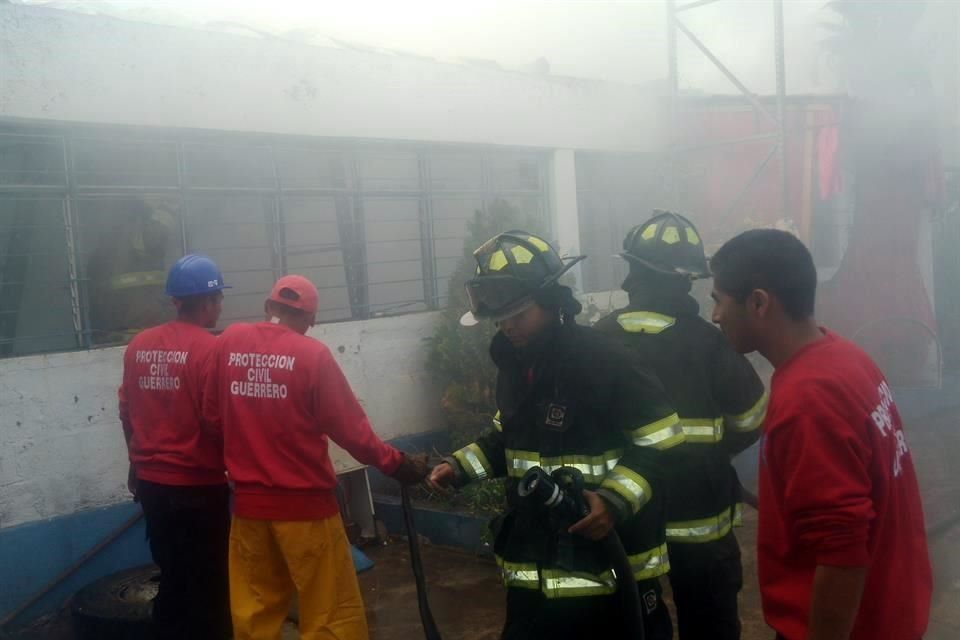 Se incendia almacén de Secretaría de Salud en Guerrero