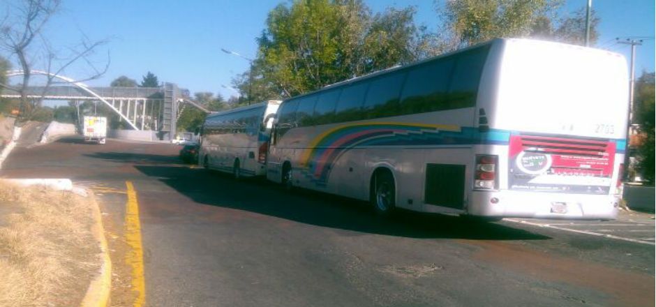 Arriban al DF padres de normalistas