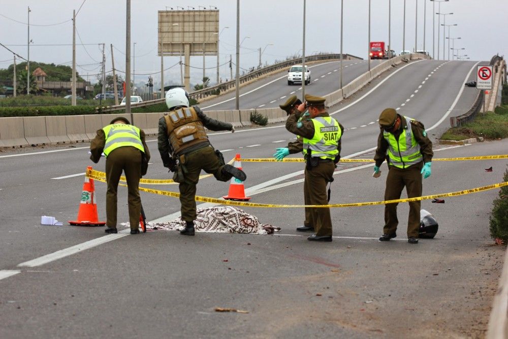 Mueren 2 personas en accidente vehicular en Veracruz