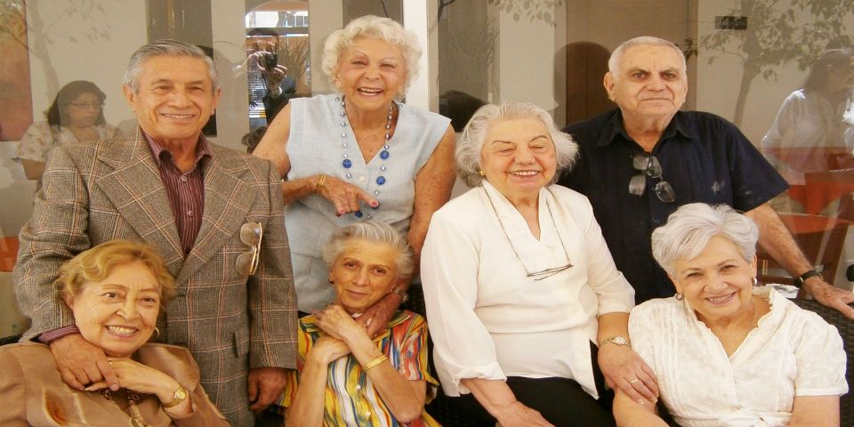 Proponen tres años de cárcel a familiares que no atiendan a adultos mayores - adultos_mayores_hoyrevista1