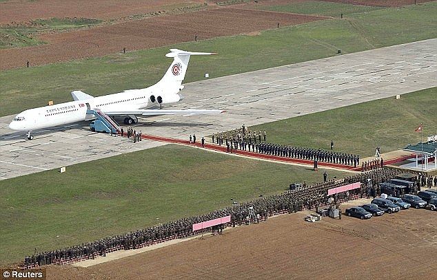 Kim Jong-Un presume avión privado Kim Jong-Un presume avión privado