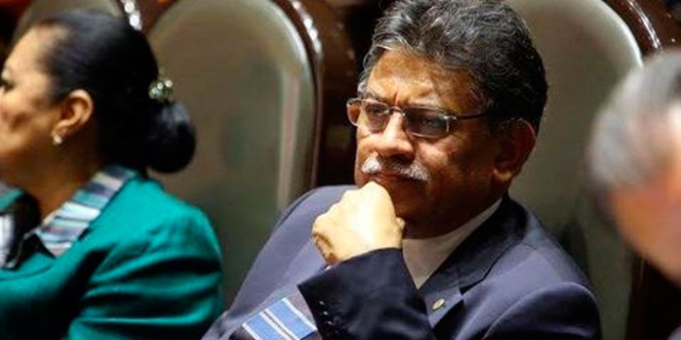 Ebrard no está políticamente muerto: Alonso Raya