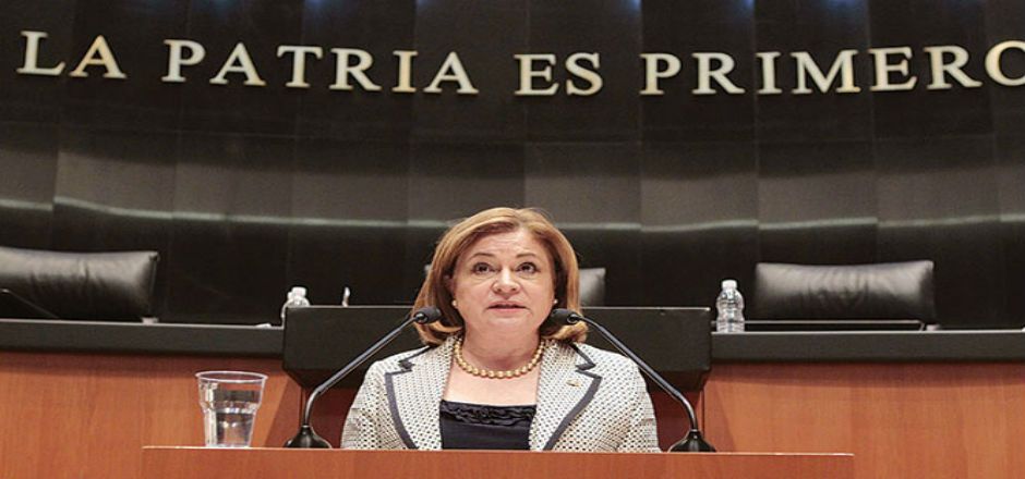 Arely Gómez solicitará licencia al cargo de senadora