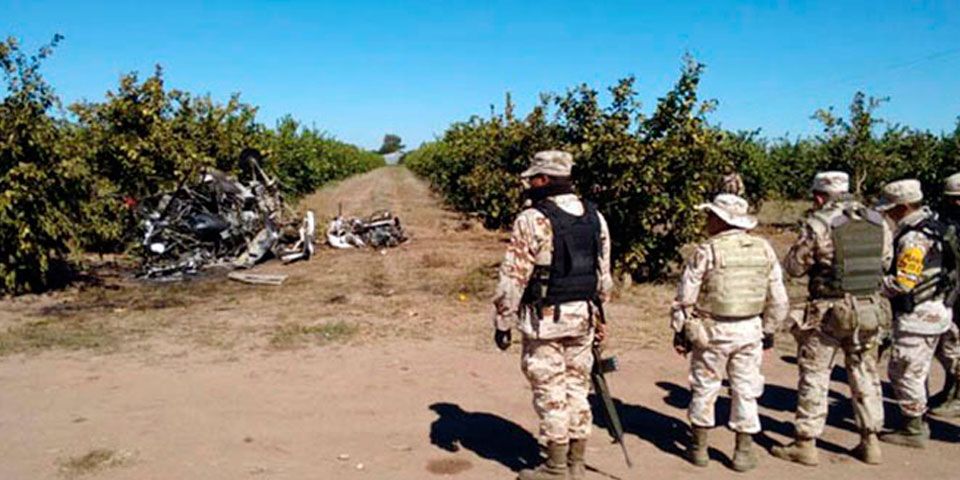 Muere piloto al caer avioneta en Sonora