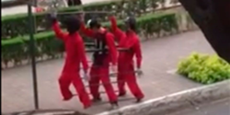 Donde baila uno, bailan tres Donde baila uno, bailan tres