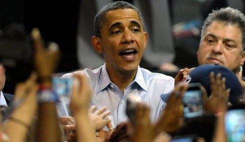 Obama llama a Jeb Bush para destrabar reforma migratoria