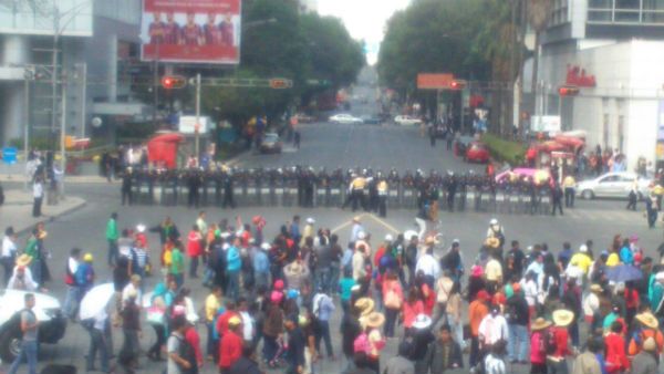 Maestros de la CNTE se irán hoy: GDF
