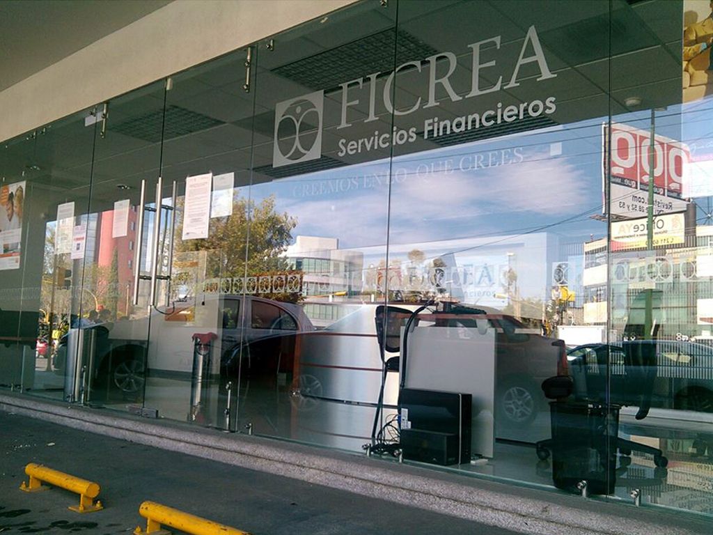 Cajas de ahorro sin protección para el usuario Cajas de ahorro sin protección para el usuario