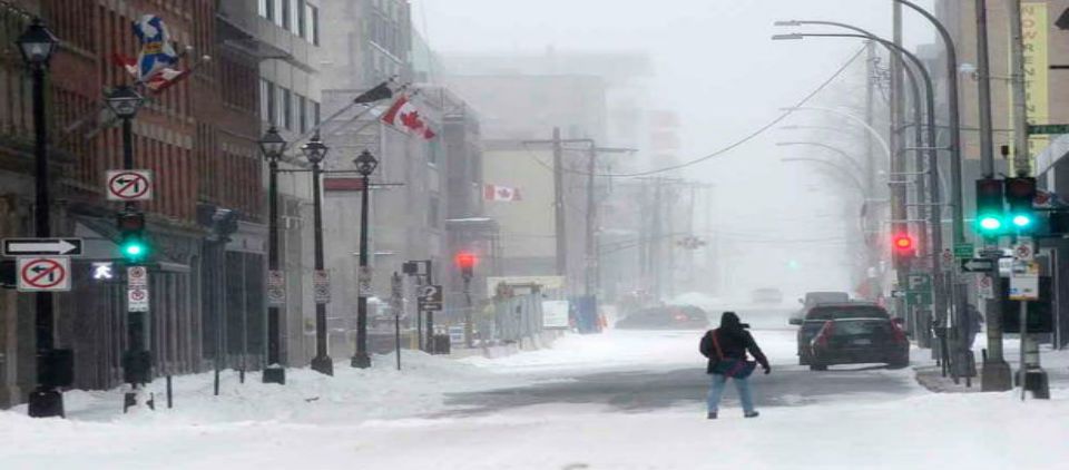 Frustran plan de asesinato masivo en centro comercial de Canadá Frustran plan de asesinato masivo en centro comercial de Canadá
