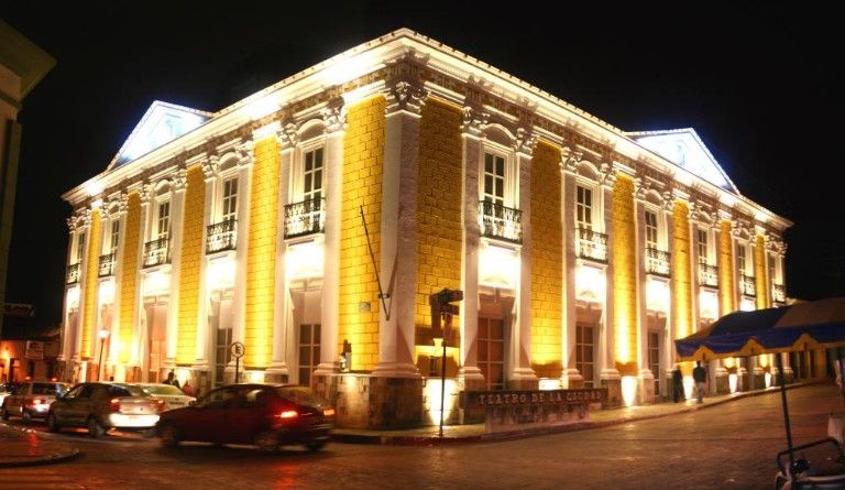 Cortan la luz a Ayuntamiento de Comitán