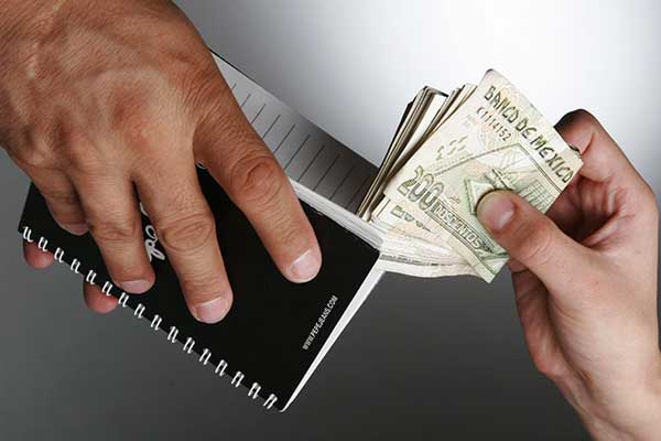 Café Político: No es hora de intransigencias en la lucha anticorrupción