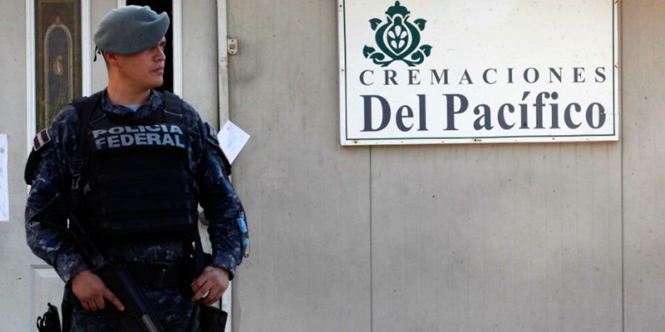 Familias piden pruebas de ADN a cuerpos de crematorio