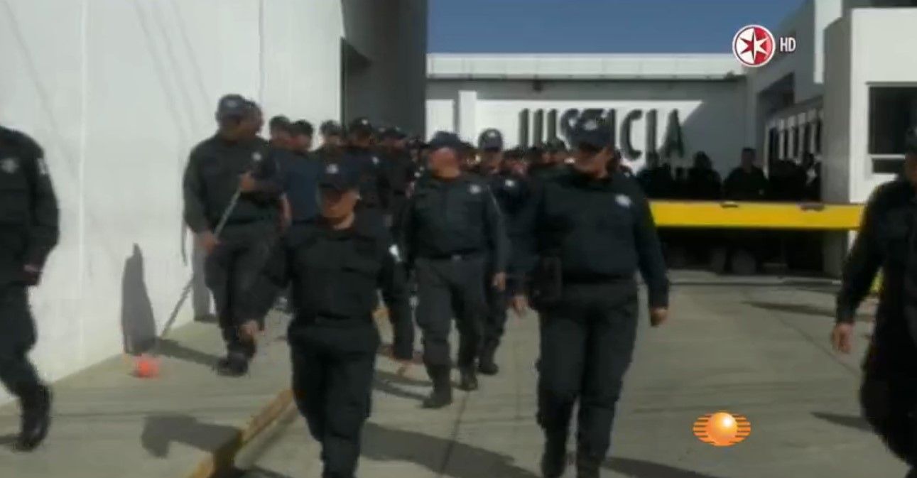 Entregan cuartel general de la Policía Estatal de Oaxaca Entregan cuartel general de la Policía Estatal de Oaxaca