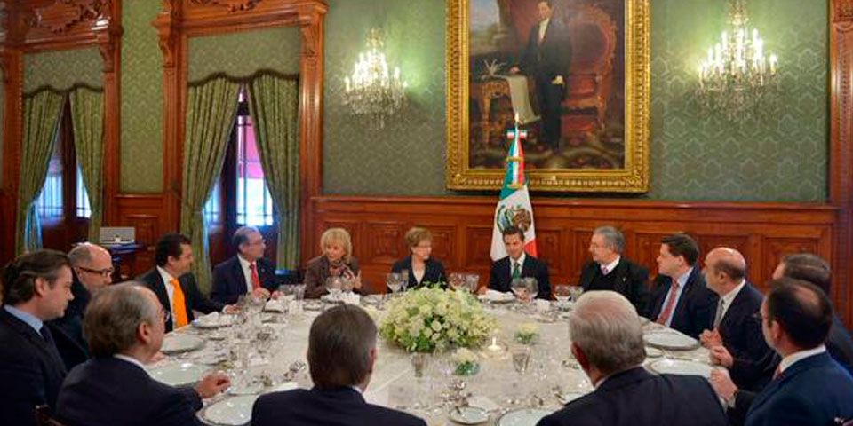 Peña Nieto se reúne con ministros de SCJN Peña Nieto se reúne con ministros de SCJN