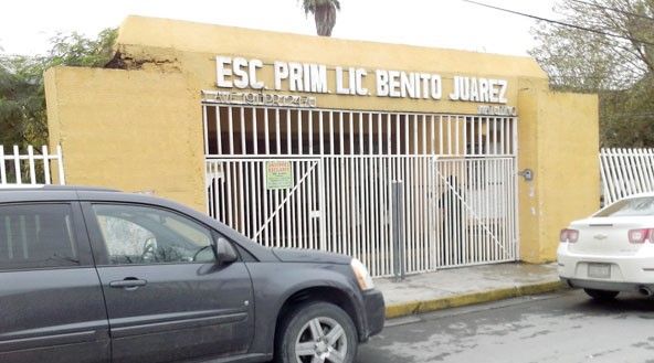 Amagan a maestra de primaria con desarmador Amagan a maestra de primaria con desarmador