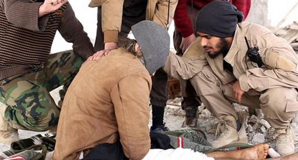 Estado Islámico mata a otro hombre por ser homosexual