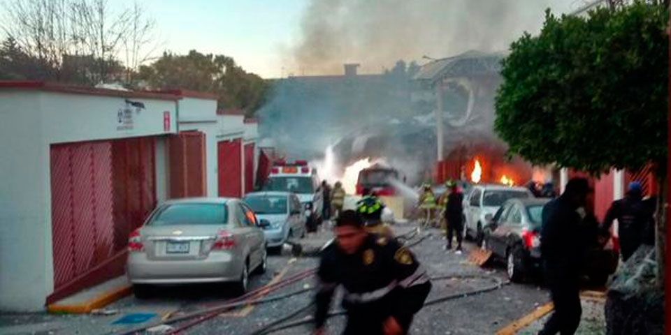 Dan de alta a policía tras explosión en Cuajimalpa